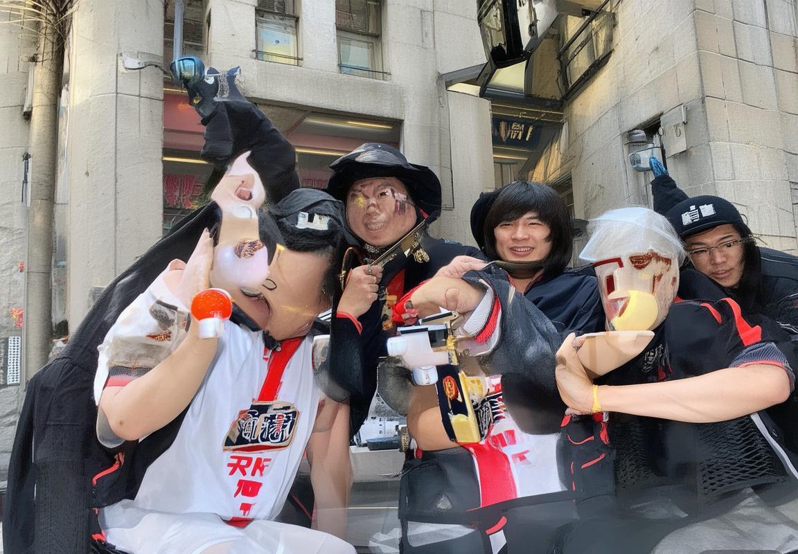 从“最水MVP”到球队核心：场均31分7篮板率队4胜1负开局，2.8亿合同彰显超值回报